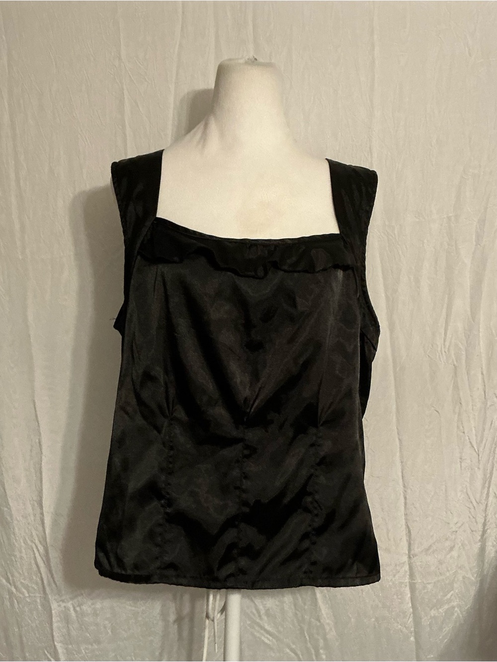 NICOLA Black Satin Square-Neck Tank Top